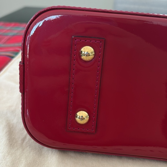 Authentic Louis Vuitton Alma BB Vernis Top Handle / Crossbody Bag - Picture 6 of 16